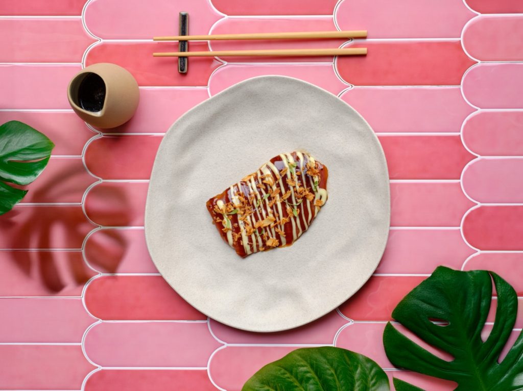 Heart and Soul Flow Moon Plate